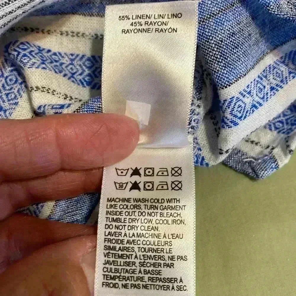 Lucky Brand Blue & White Striped Shirt Sleeve Button Up Shirt, Size Small.